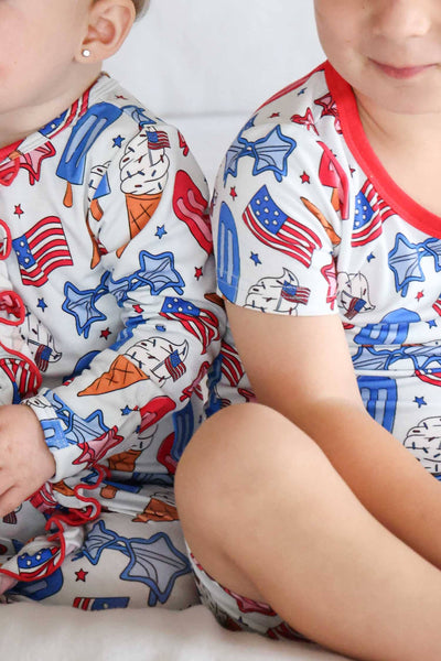 Ruffle Zipper Footie | Red, White & Cool: 0-3 months