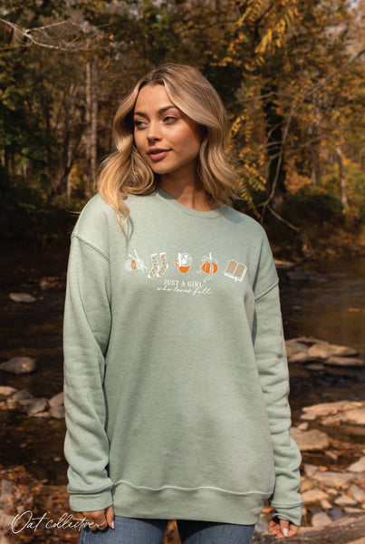 JUST A GIRL WHO LOVES FALL Graphic Sweatshirt: HEATHER DUST / XL