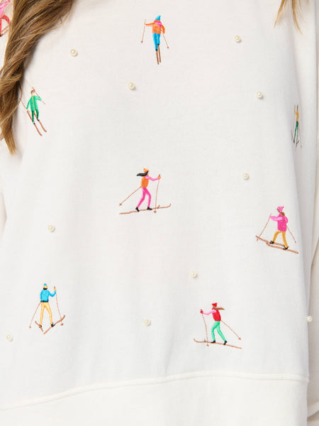 SKIERS WITH PEARLS RELAXED SWEATSHIRT: EXTRA SMALL