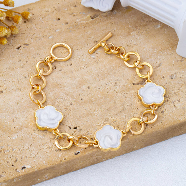 Enamel Quatrofoil Link Toggle Bracelet | 80B1801: Gold