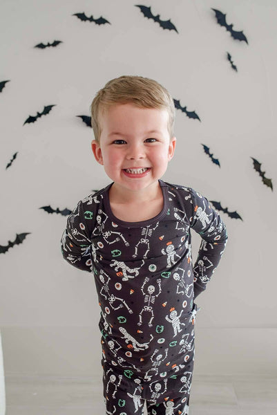 Halloween Glow-in-the-Dark Two-Piece Bamboo Pajama Set | Eye Want Candy: 7/8