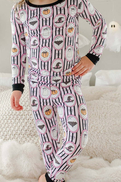Halloween Glow-in-the-Dark Two-Piece Bamboo Pajama Set | Galloween: 7/8
