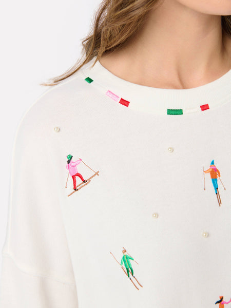 SKIERS WITH PEARLS RELAXED SWEATSHIRT: EXTRA SMALL