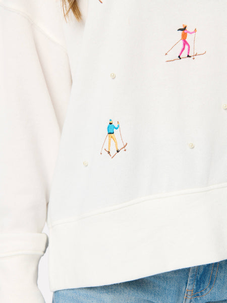 SKIERS WITH PEARLS RELAXED SWEATSHIRT: LARGE