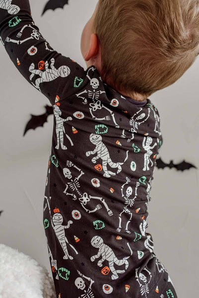 Halloween Glow-in-the-Dark Two-Piece Bamboo Pajama Set | Eye Want Candy: 3T