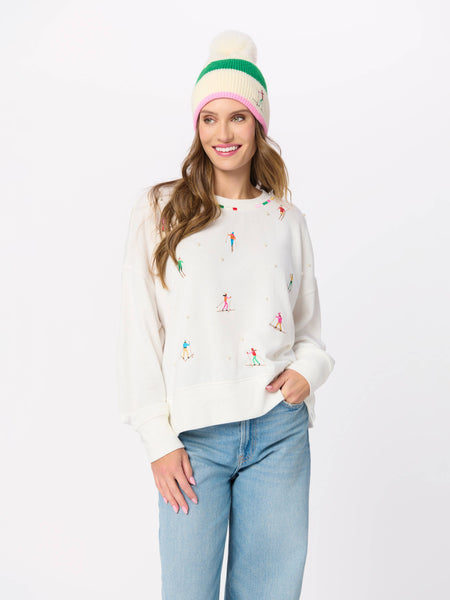 SKIERS WITH PEARLS RELAXED SWEATSHIRT: LARGE