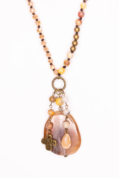 DD Gizelle Necklace in Taupe Mix