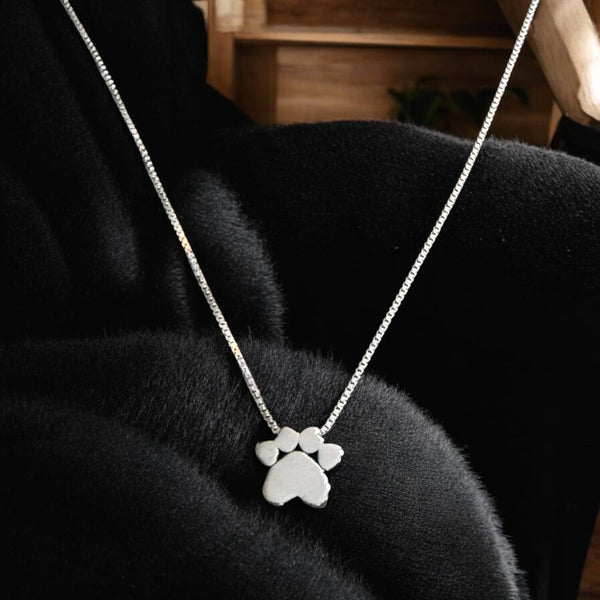 JG  Necklace, sterling silver