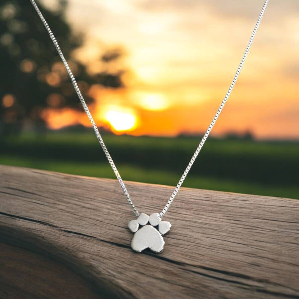 JG  Necklace, sterling silver