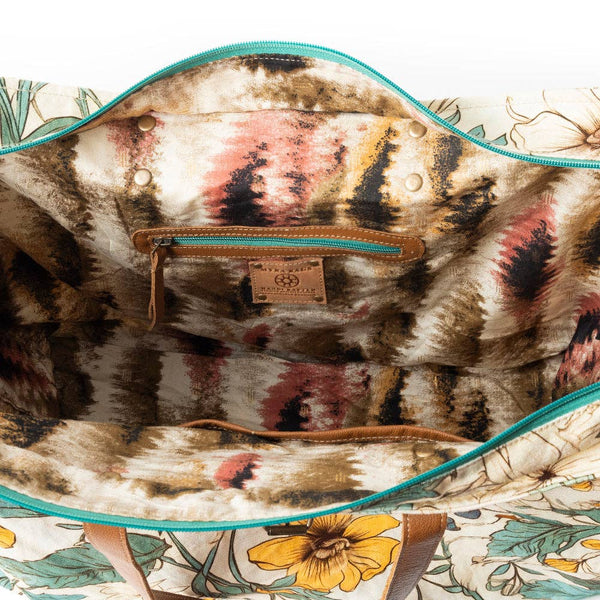 MY Lovely Florals Weekender Bag In Light Green: Variant Combo
