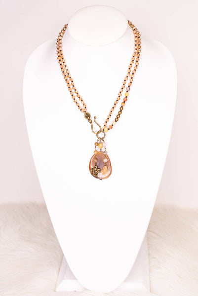 DD Gizelle Necklace in Taupe Mix
